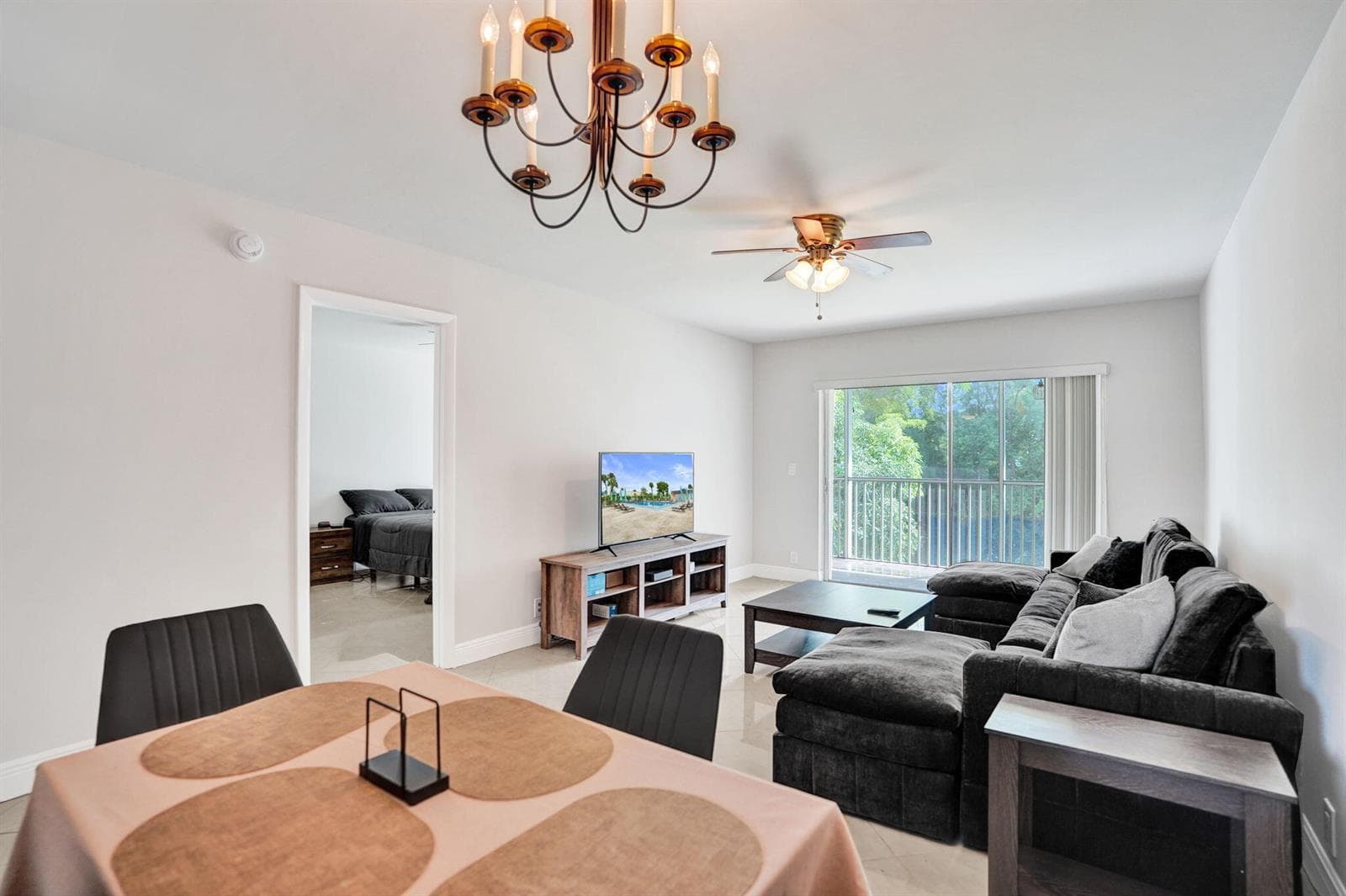 130 Lake Meryl Drive photo 7