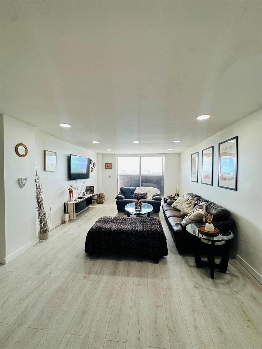 13155 Ixora Court 701 photo 4