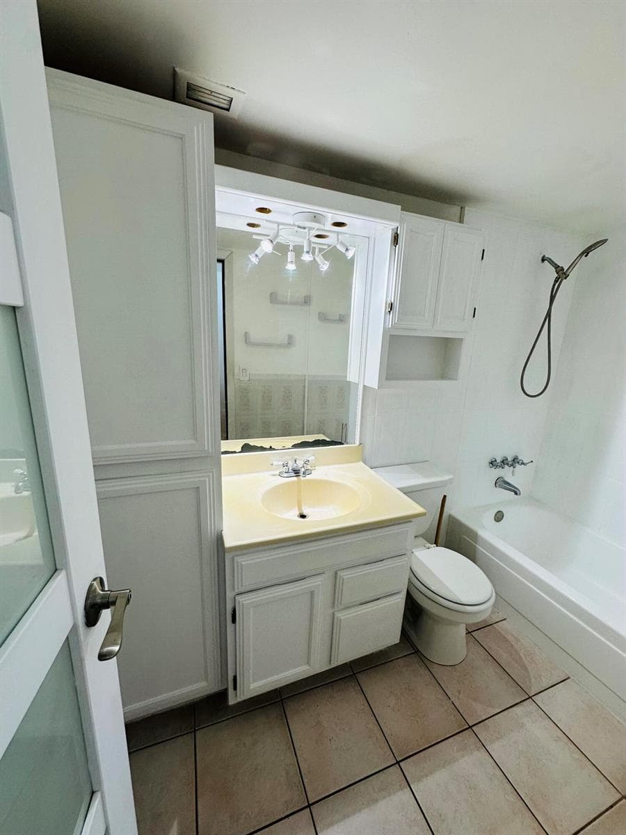 13155 Ixora Court 701 photo 21