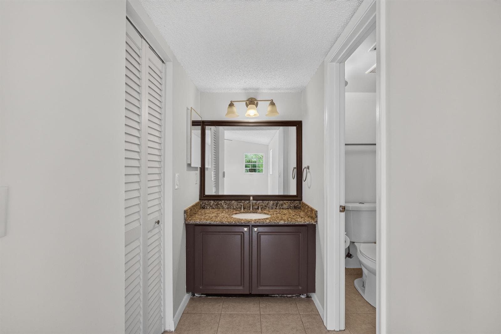 1120 Lake Shore Drive Unit 204 photo 22