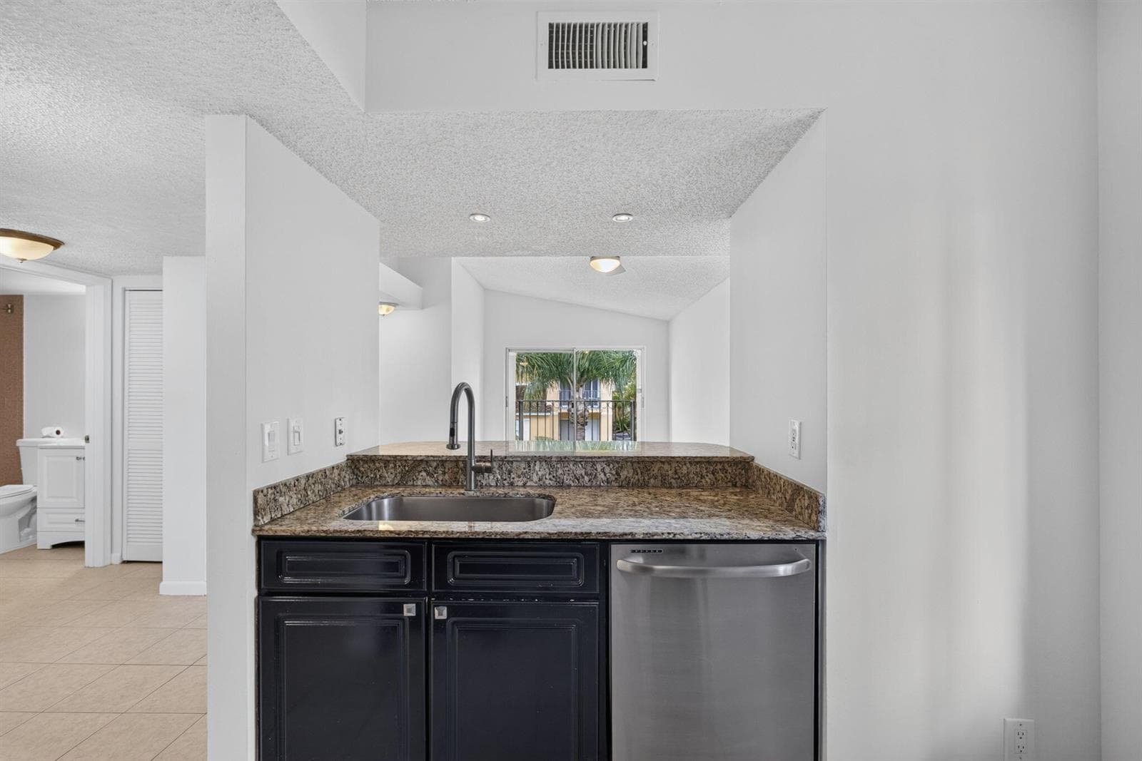 1120 Lake Shore Drive Unit 204 photo 7