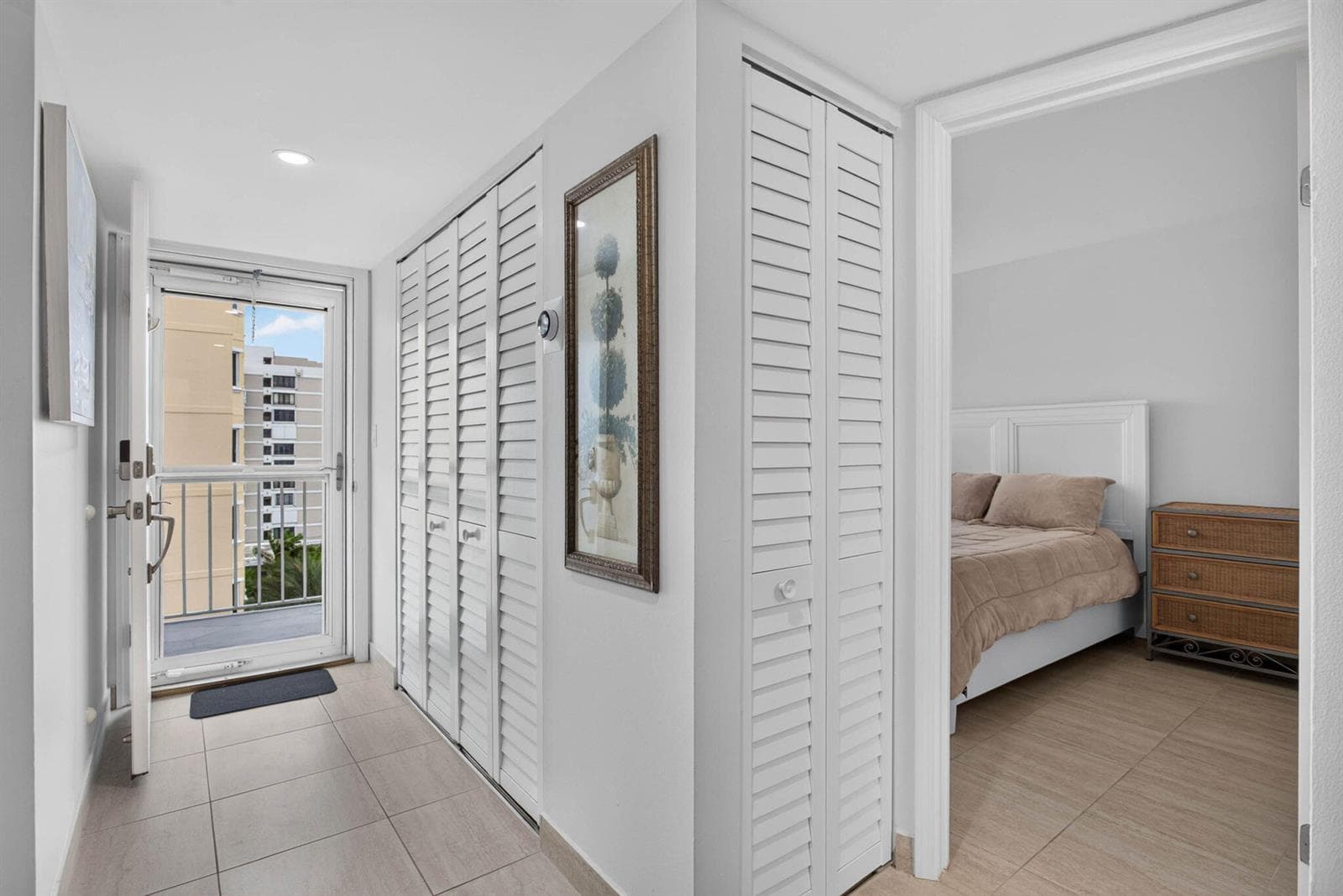 1391 S OCEAN Boulevard 801 photo 7