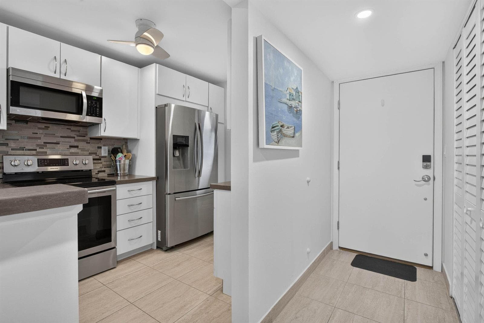 1391 S OCEAN Boulevard 801 photo 5