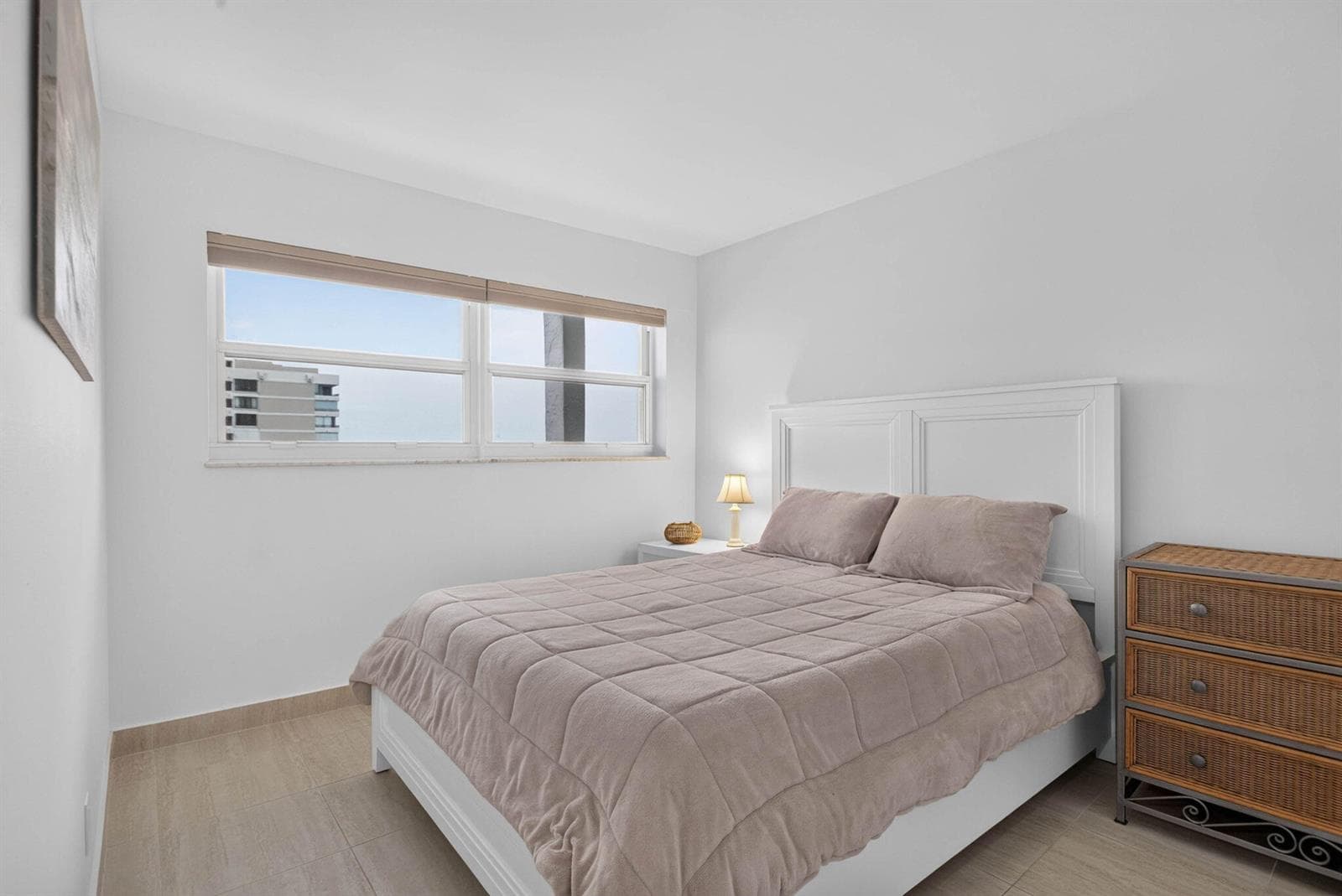 1391 S OCEAN Boulevard 801 photo 24