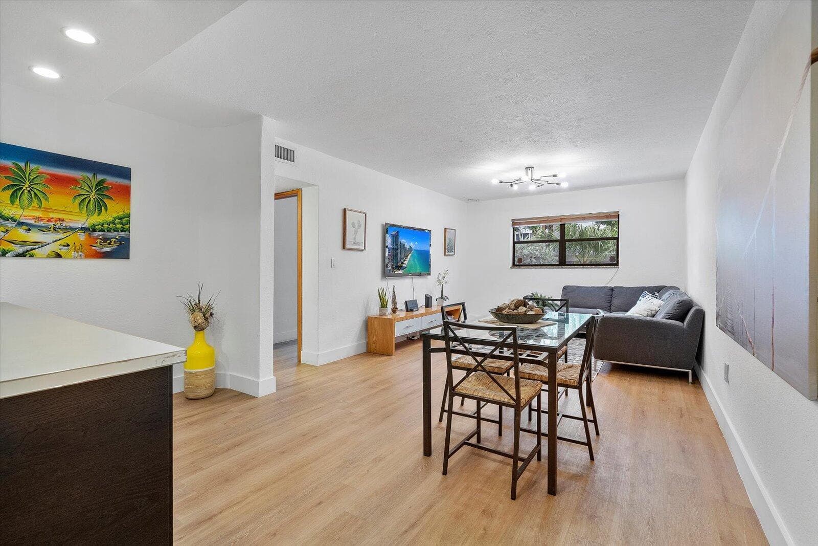 3522 NE 166TH Street 6 photo 7