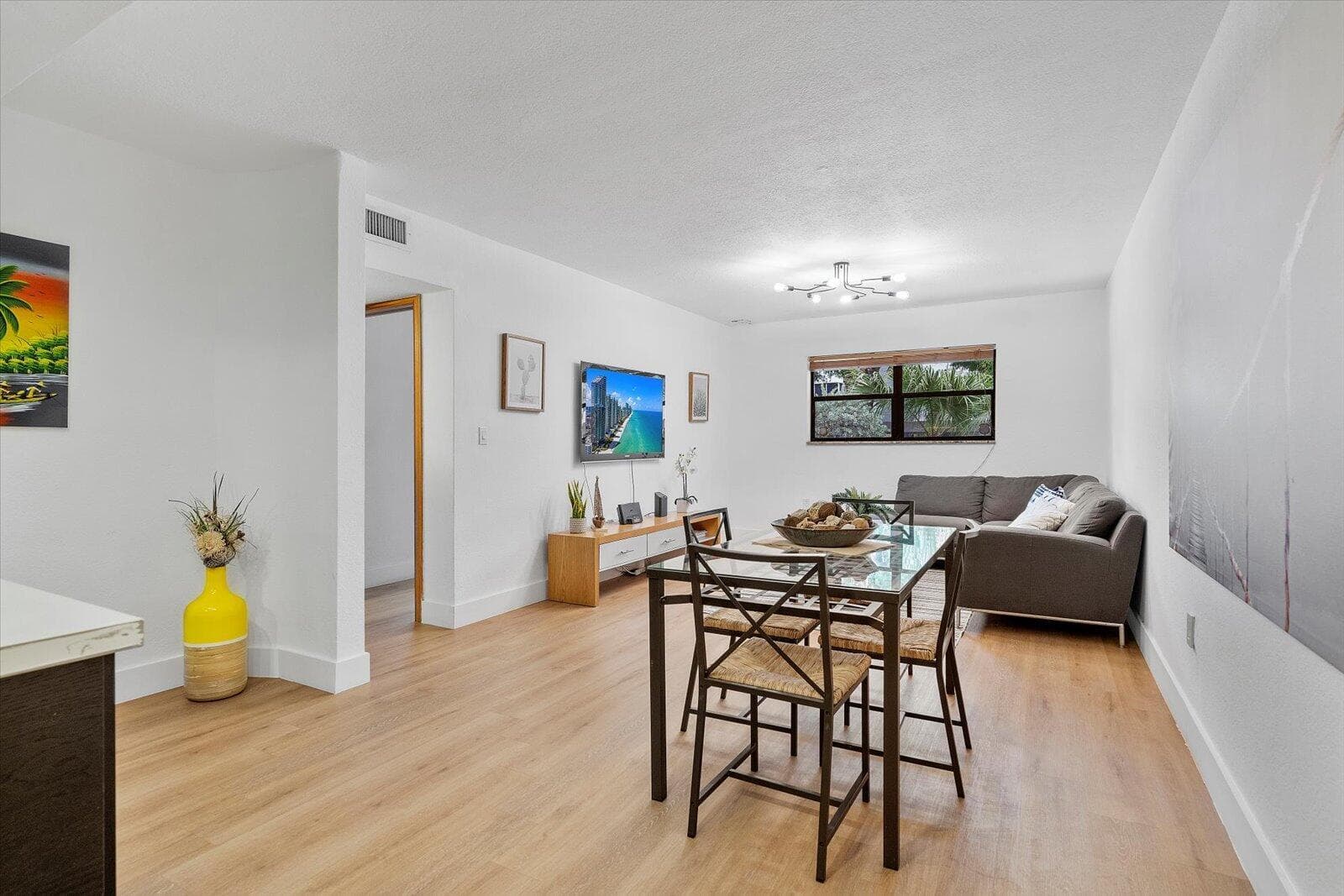 3522 NE 166TH Street 6 photo 3