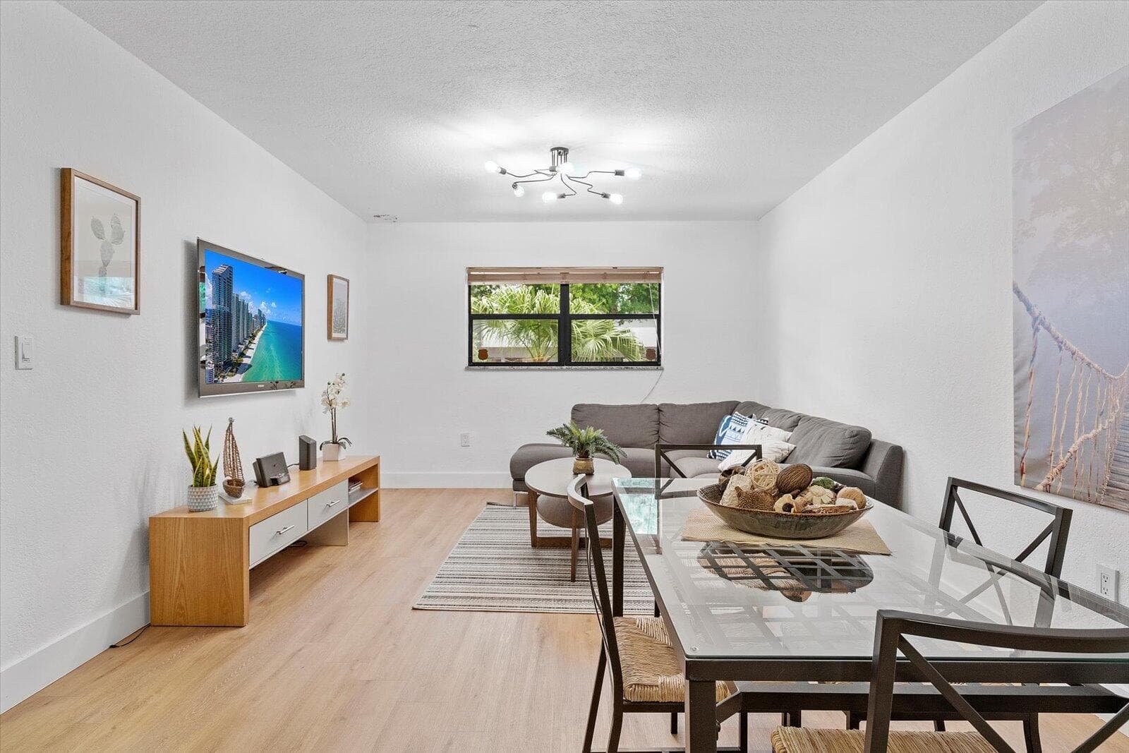 3522 NE 166TH Street 6 photo 11