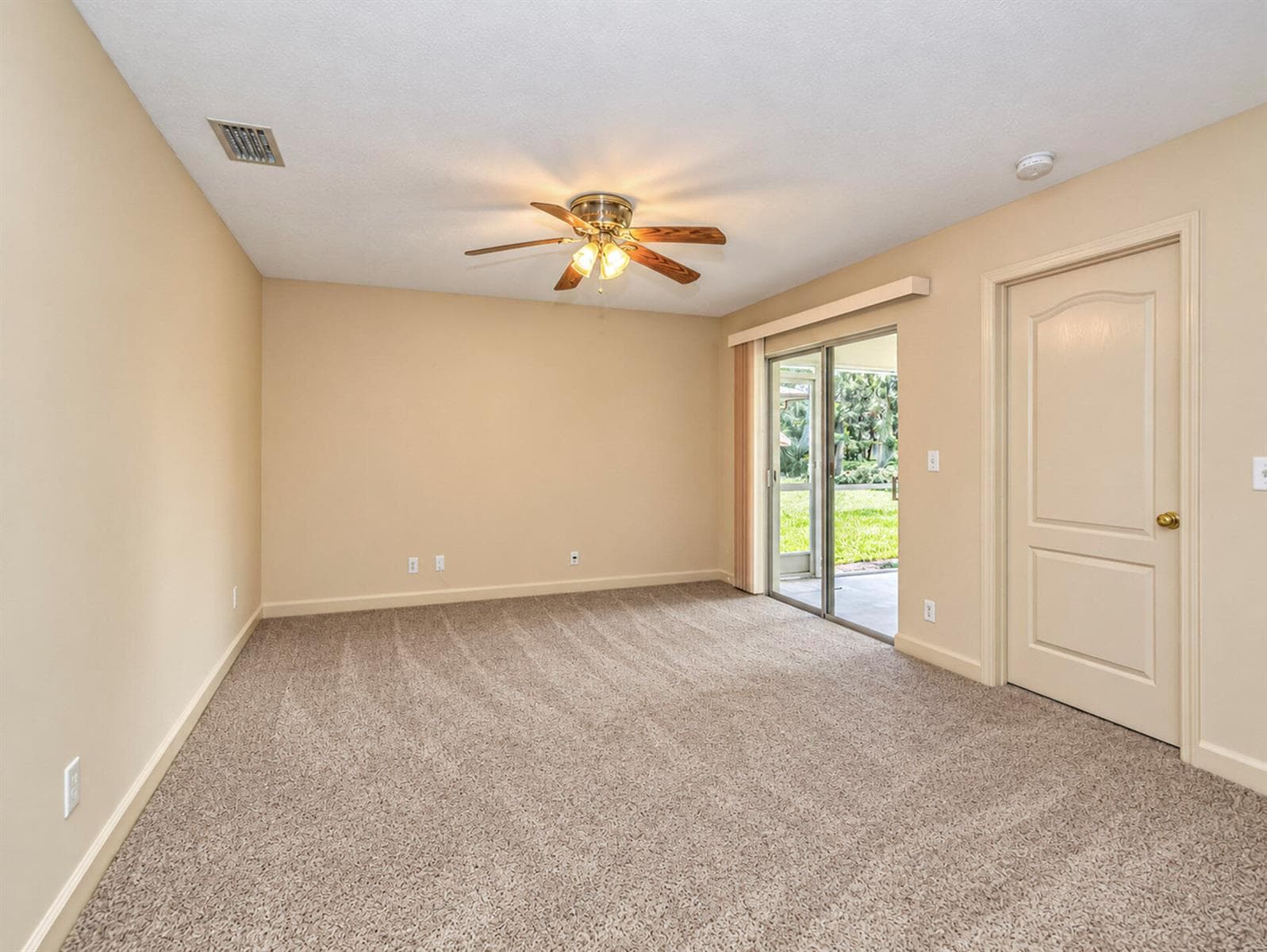 301 S WIMBROW Drive A photo 5