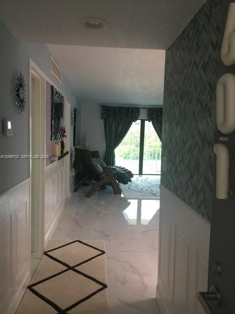 1650 NE 115th St 601 photo 2