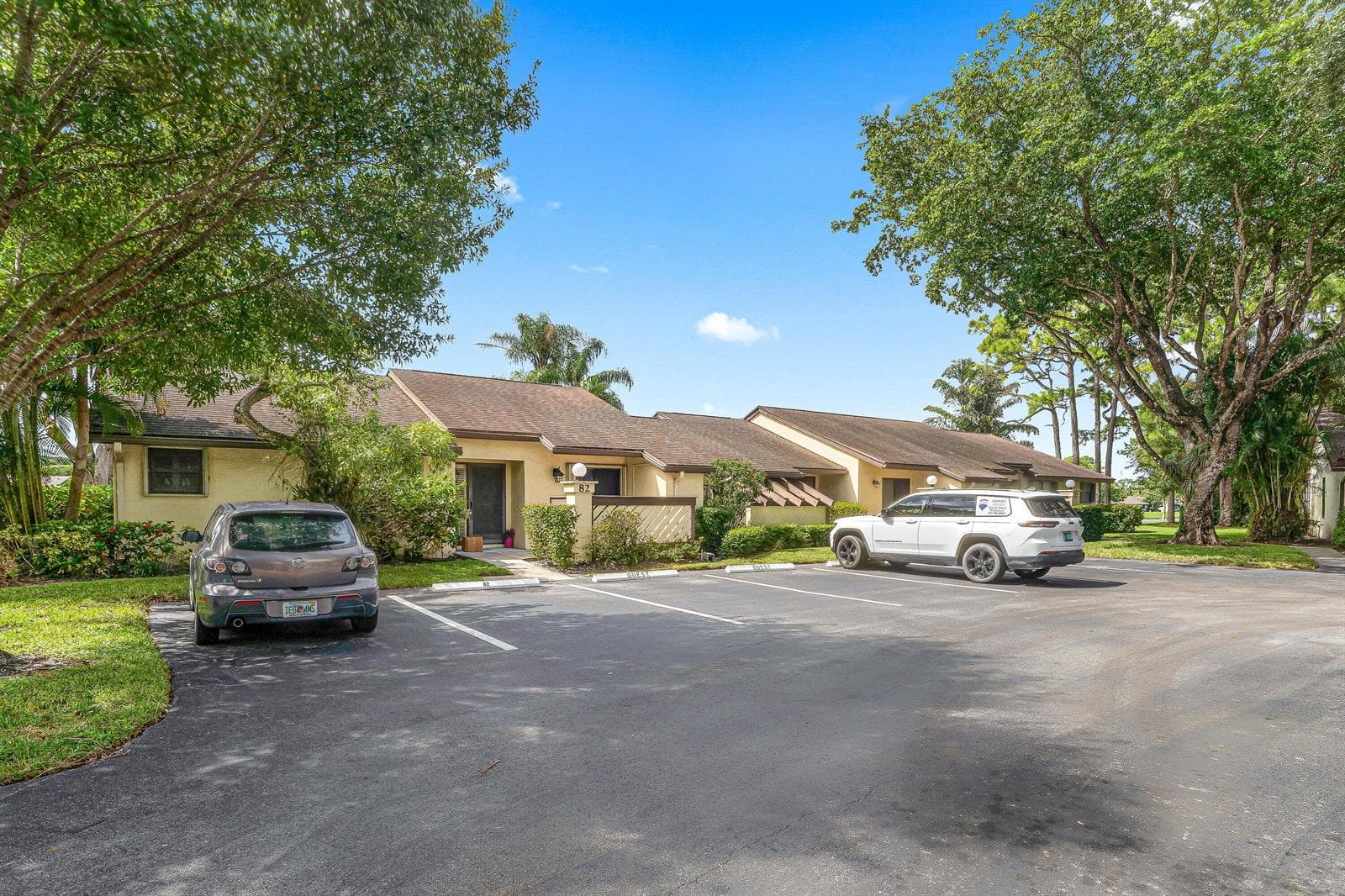 83 WOOD ROSE Court photo 2