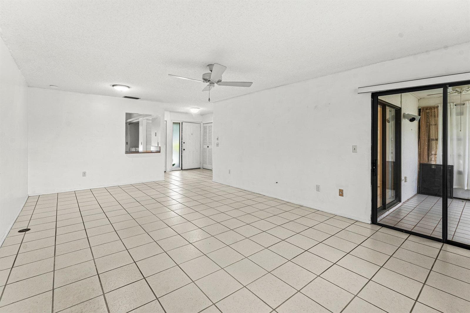 83 WOOD ROSE Court photo 13