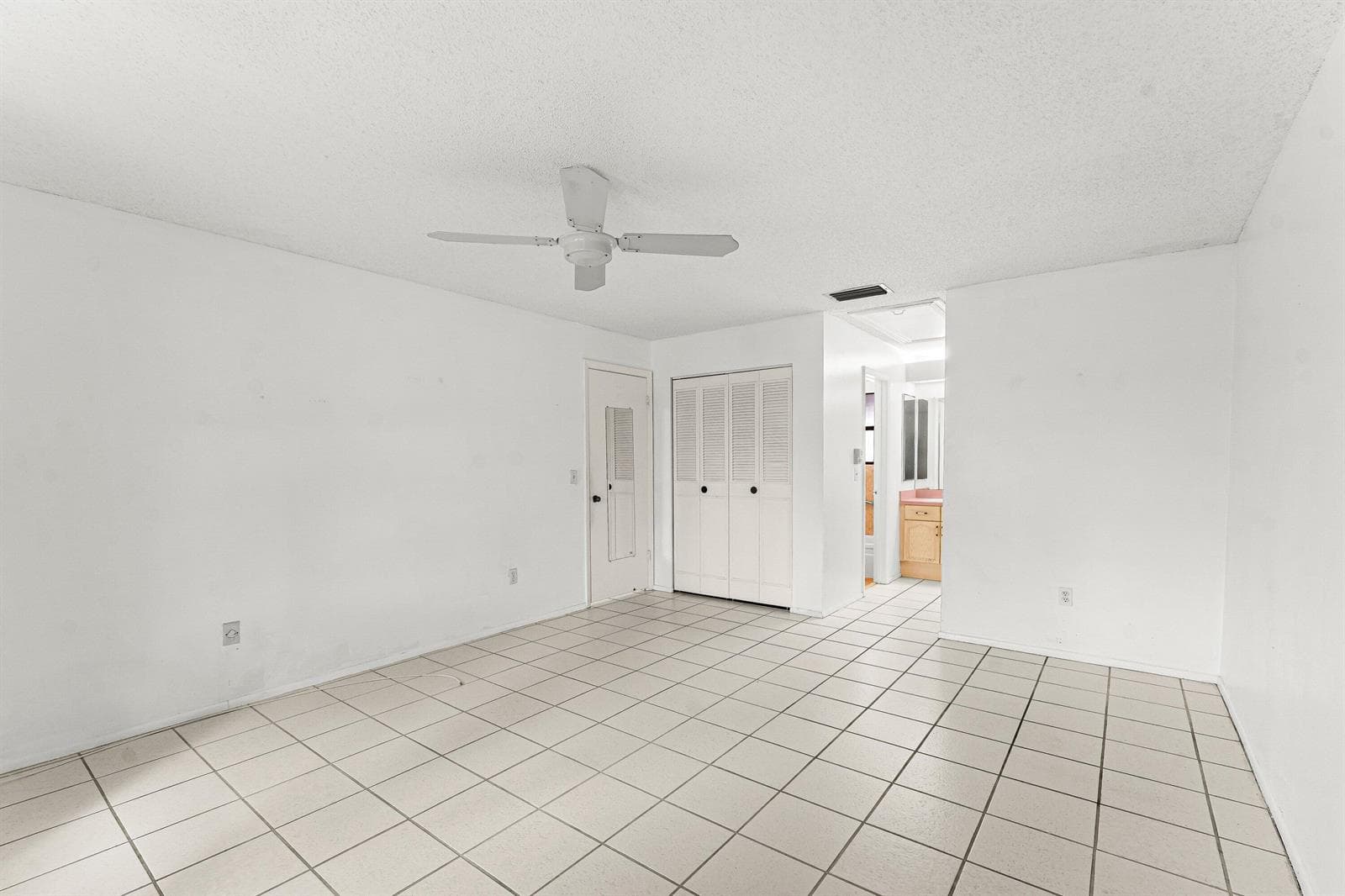 83 WOOD ROSE Court photo 20