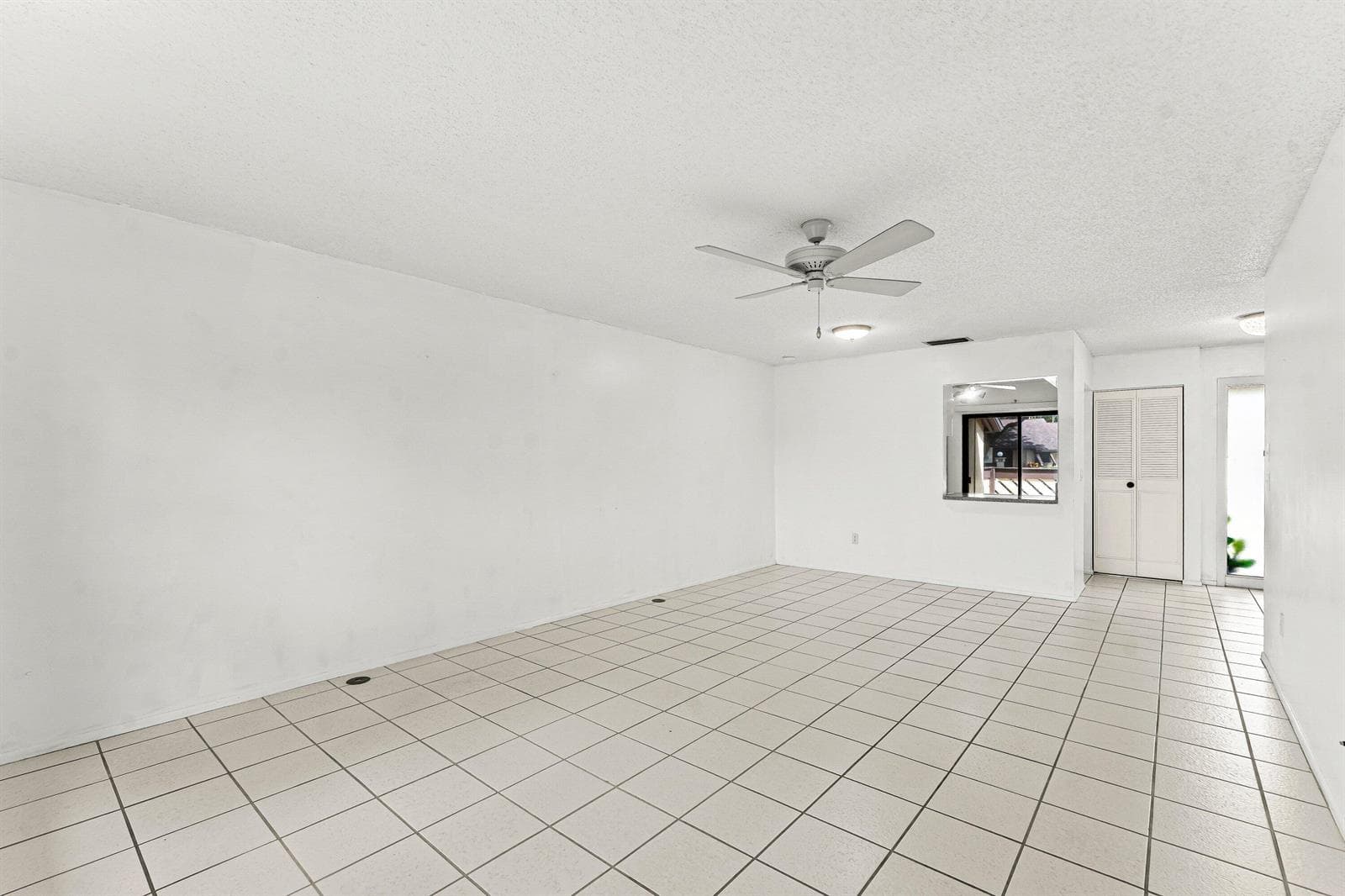 83 WOOD ROSE Court photo 15