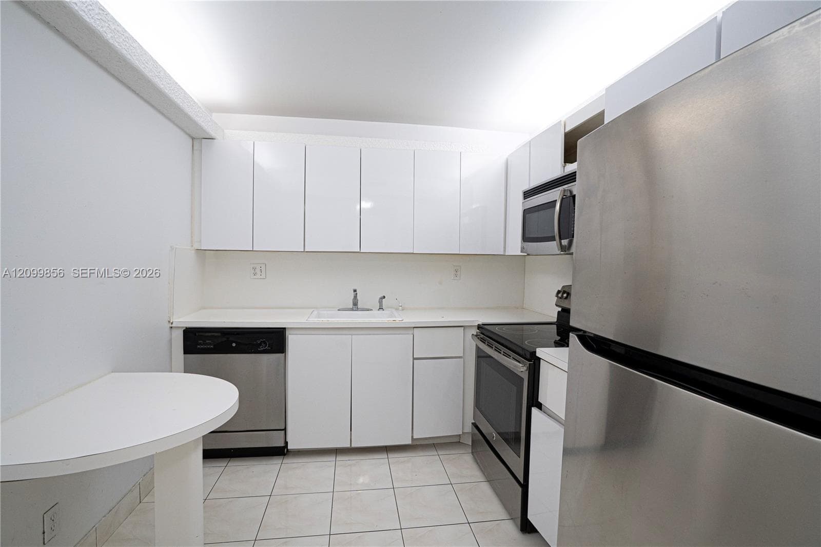 600 Three Islands Blvd 316 photo 1