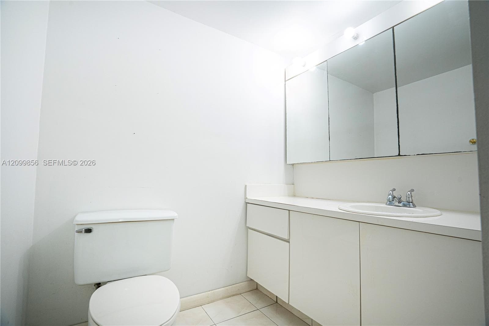 600 Three Islands Blvd 316 photo 8