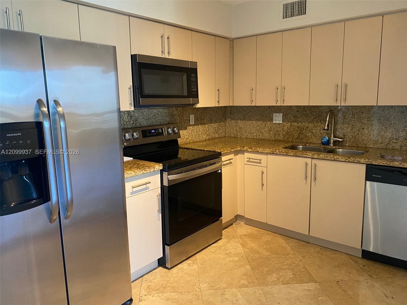 3400 NE 192nd St 1711 photo 6