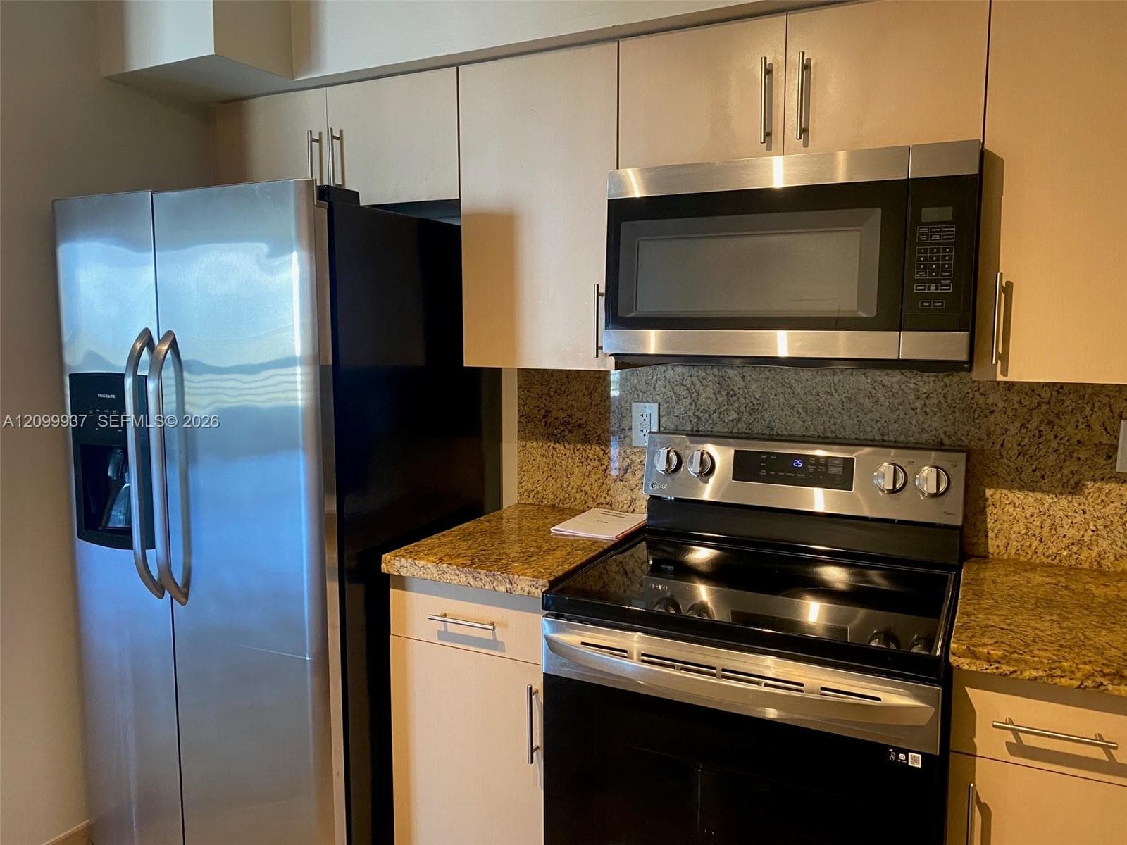 3400 NE 192nd St 1711 photo 7