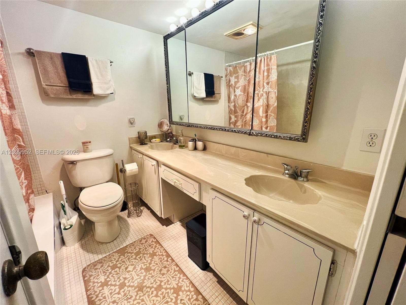 3100 NE 48th St 610 photo 17