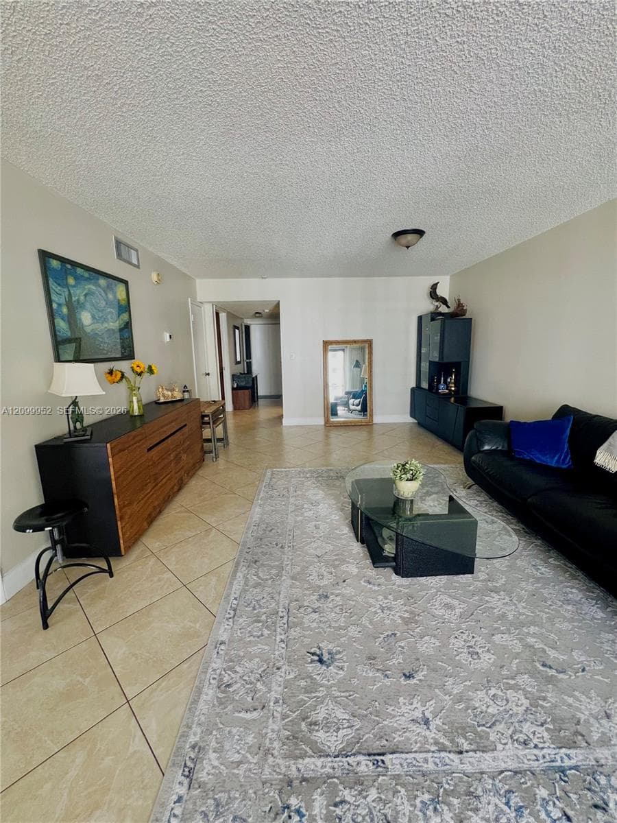 3100 NE 48th St 610 photo 24
