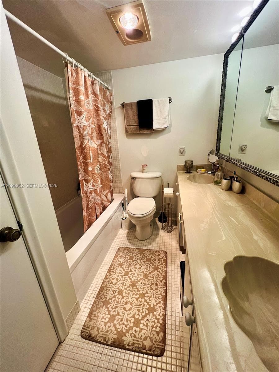 3100 NE 48th St 610 photo 21