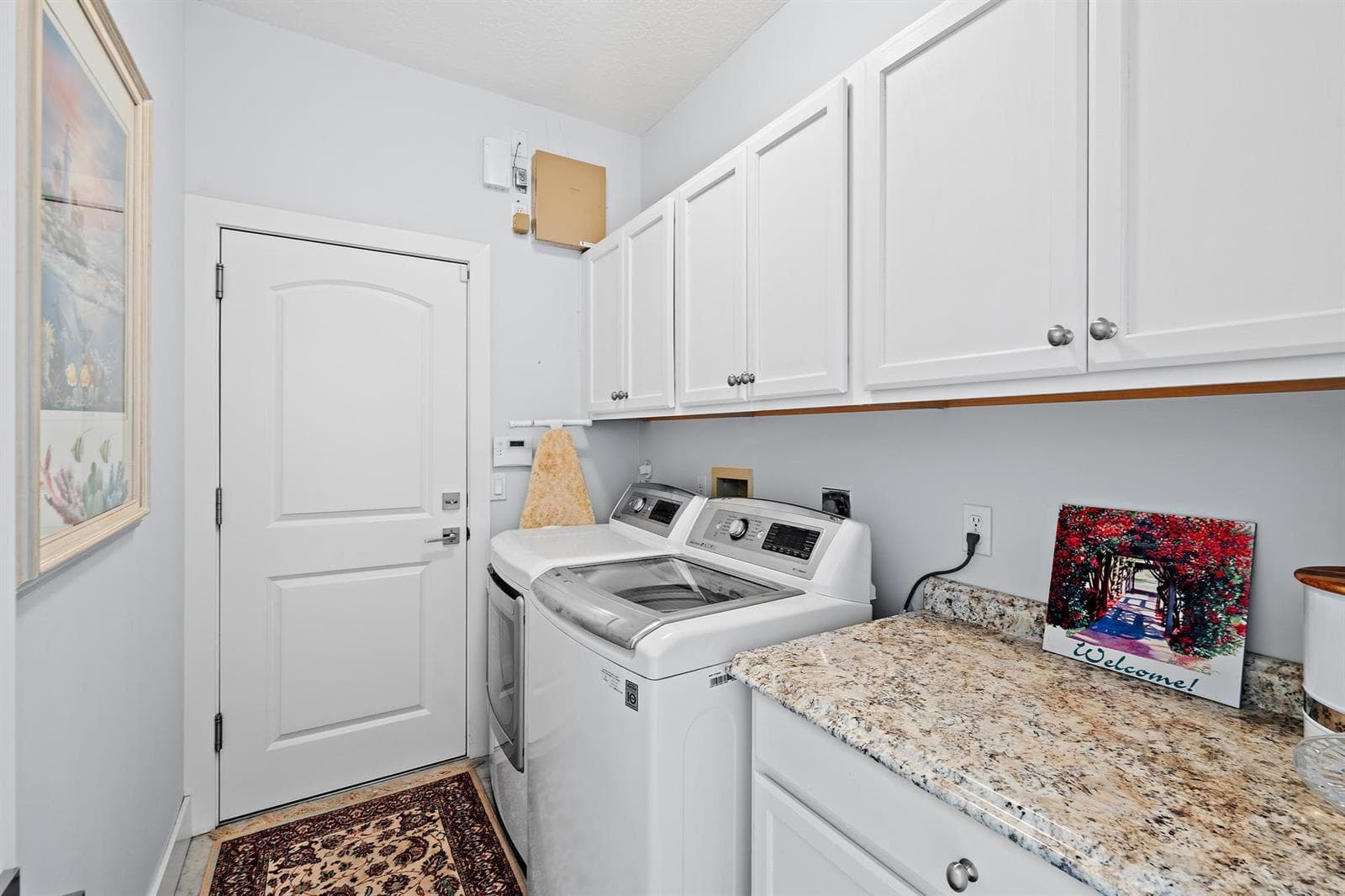 8954 SE WATER OAK Place photo 24