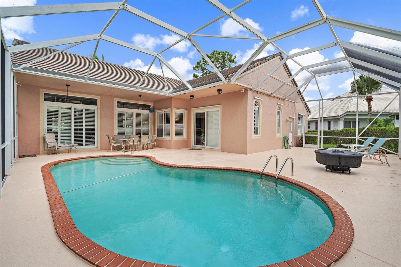 8954 SE WATER OAK Place photo 25