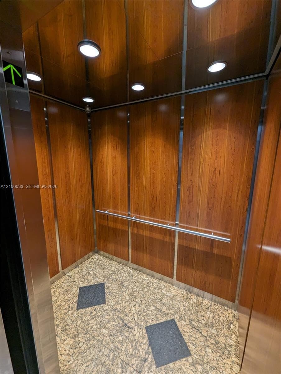 100 Bayview Dr 730 photo 7