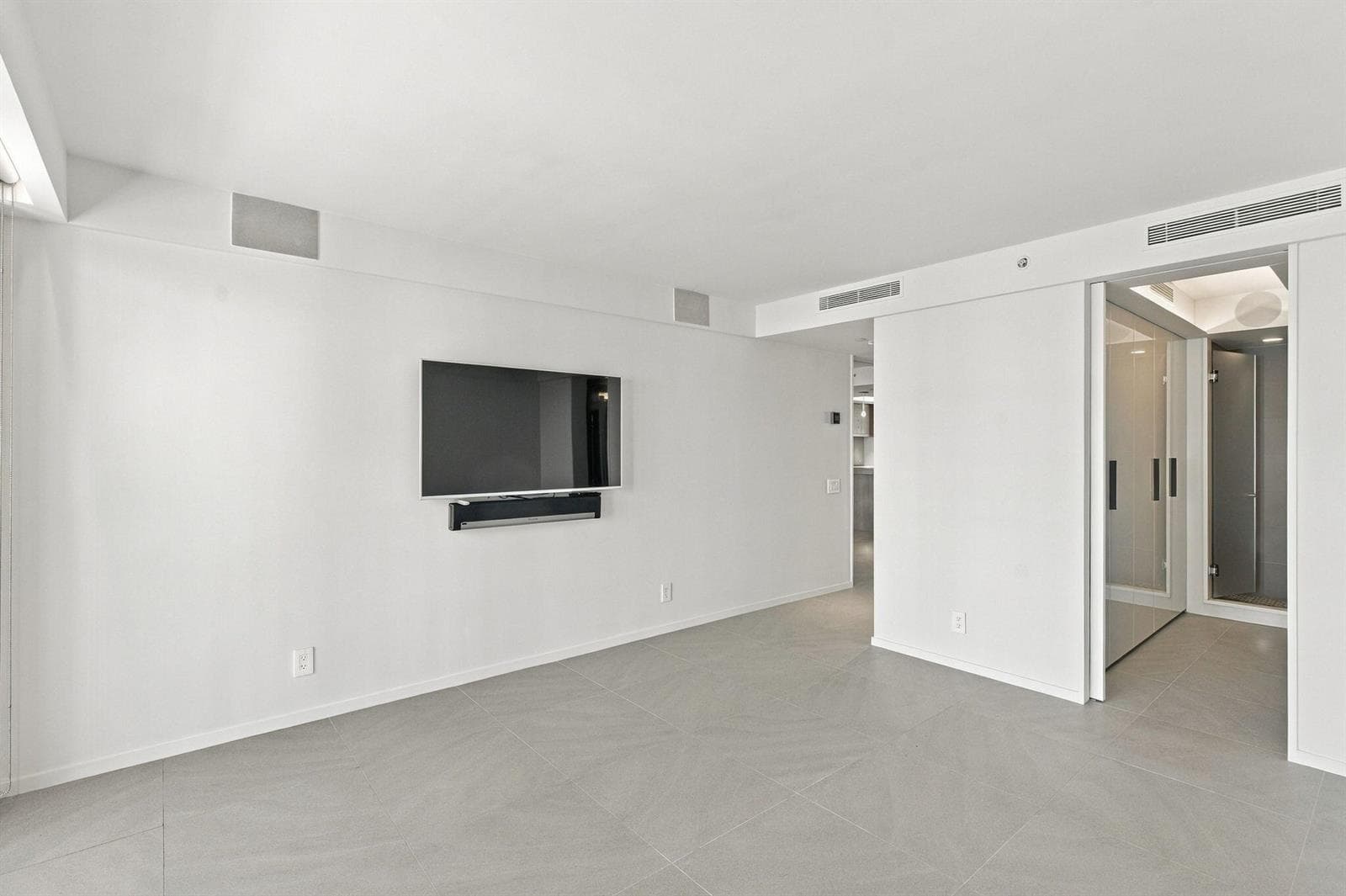 3901 S FLAGLER Drive 605 photo 18