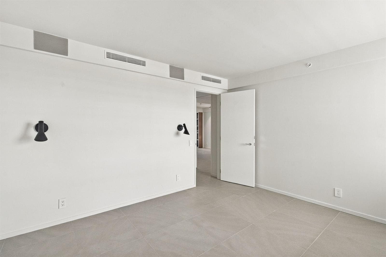 3901 S FLAGLER Drive 605 photo 11