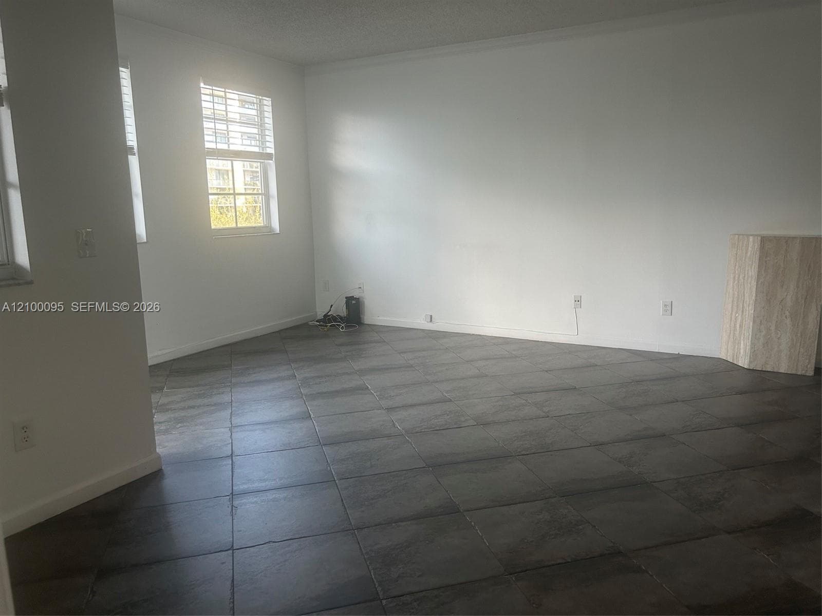 3245 NE 184th St 13406 photo 11
