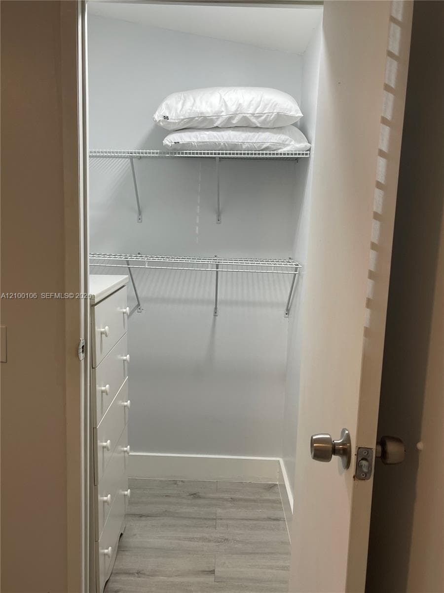 815 SUN GLOW AVE 815 photo 9