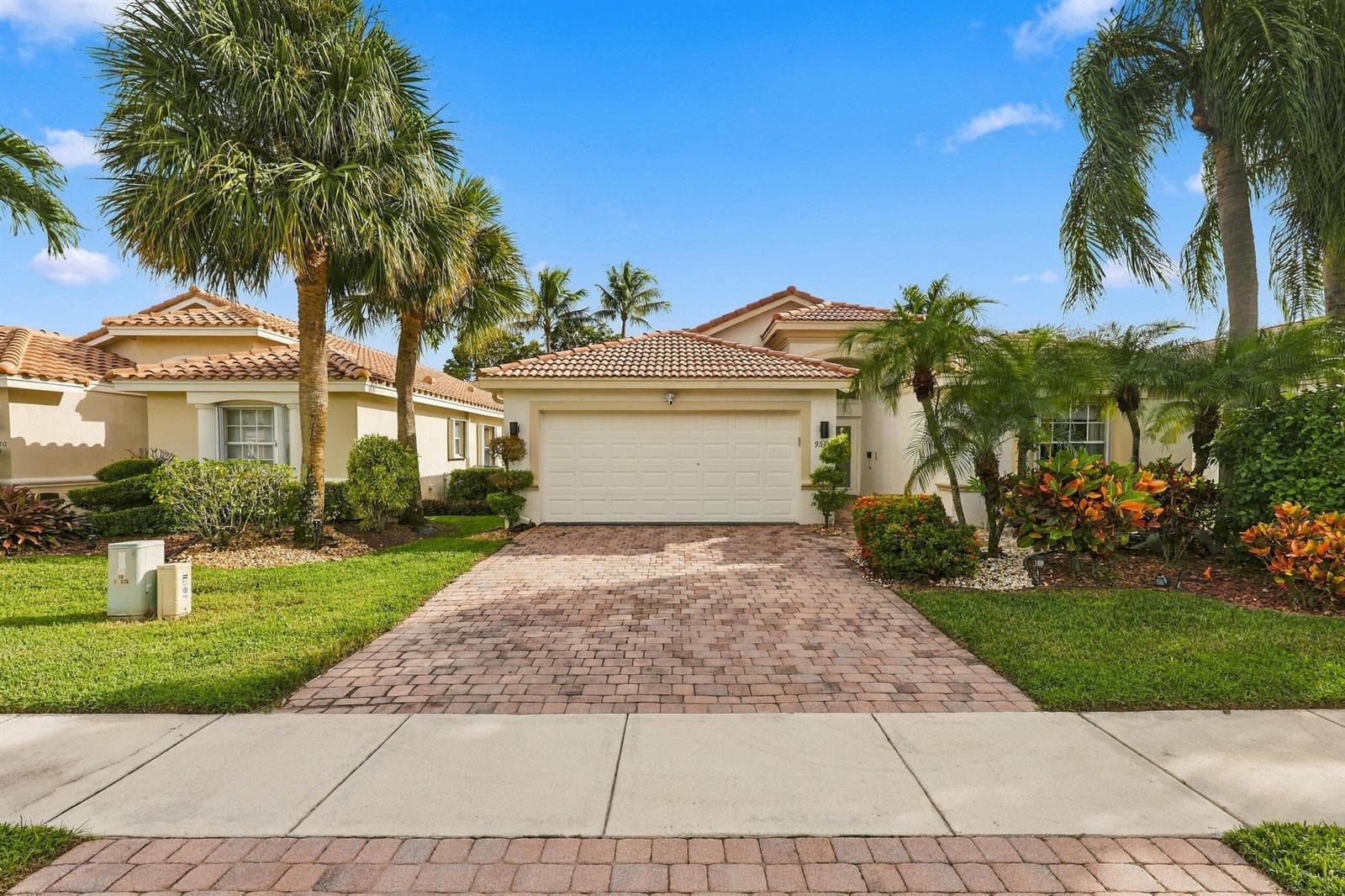 9576 Taormina Street photo 1