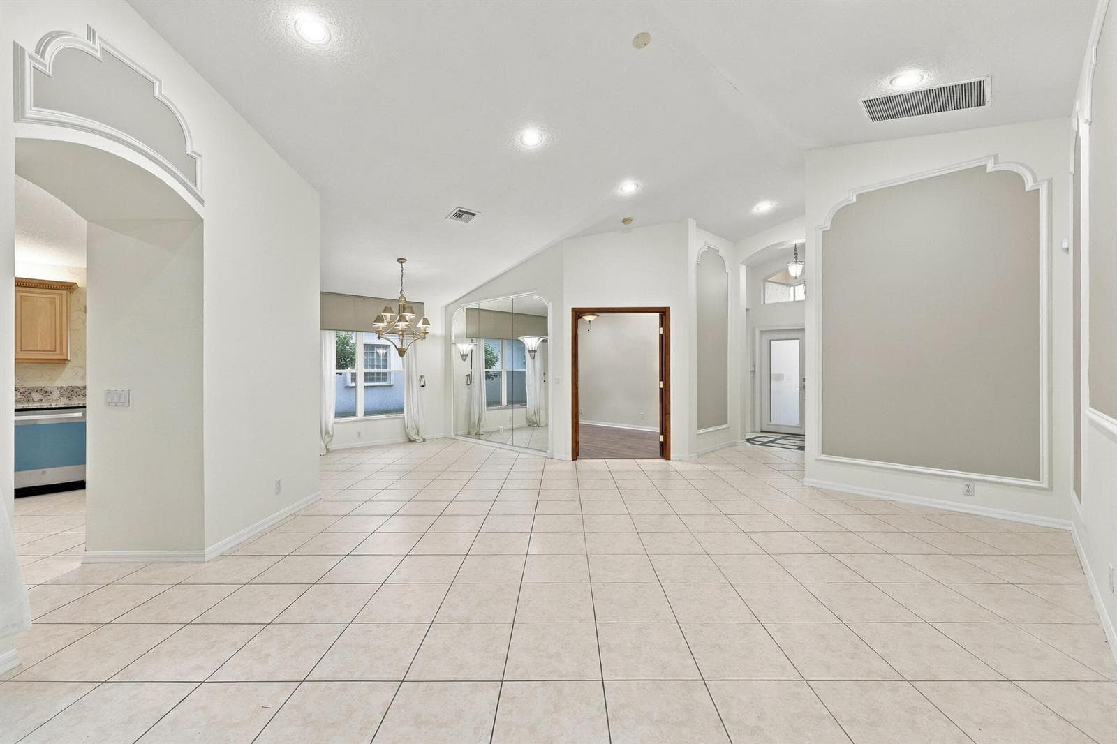 9576 Taormina Street photo 11