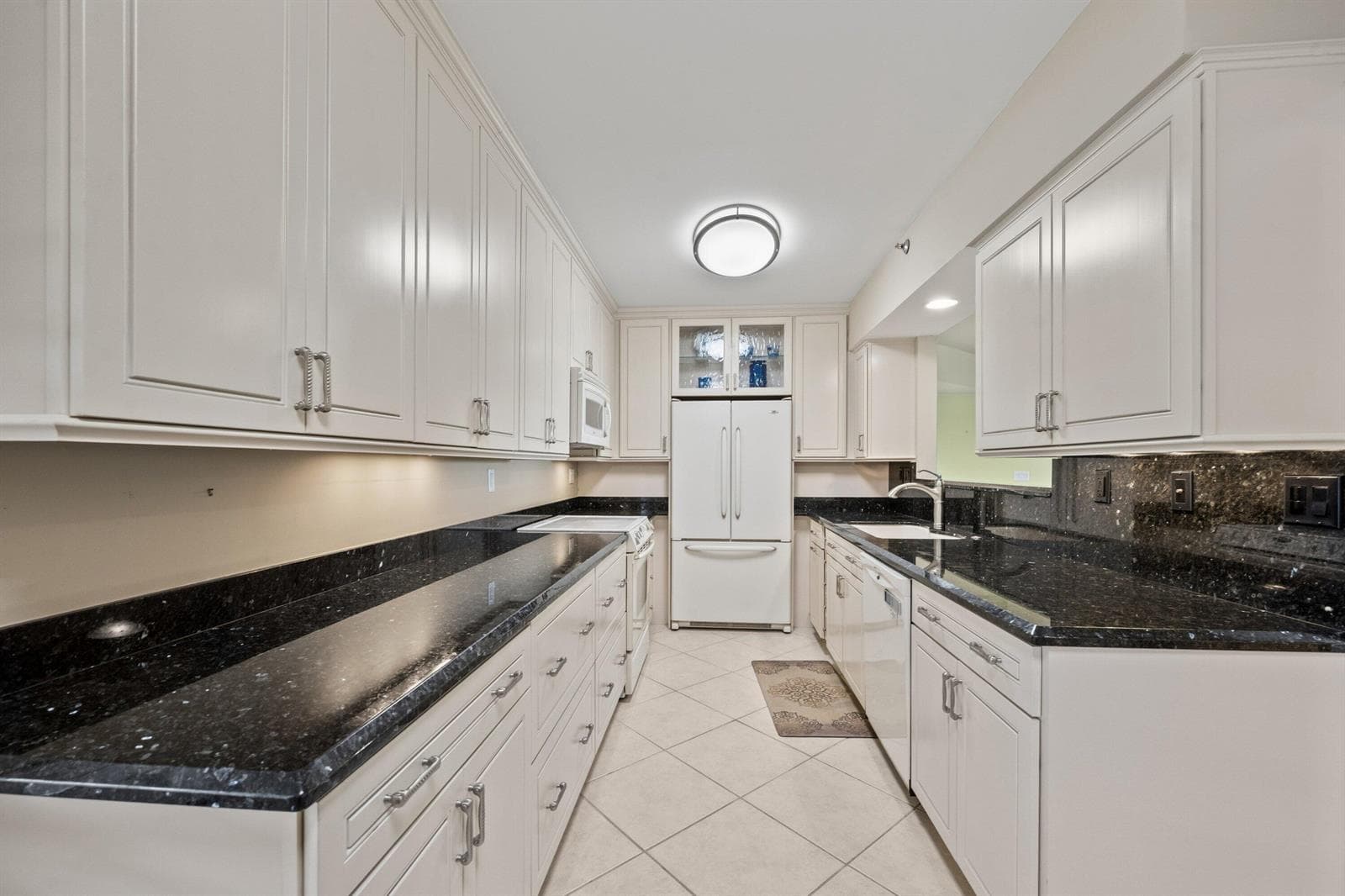 16910 BAY Street E501 photo 22