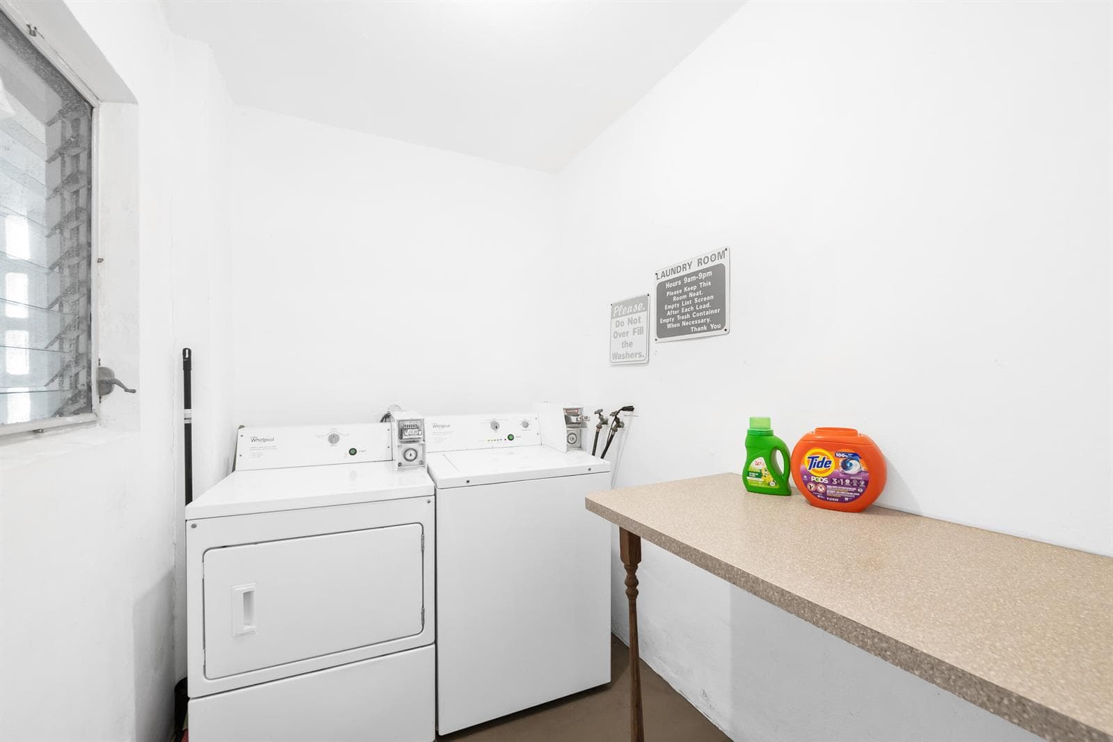 2824 NE 33rd Court 8 photo 24