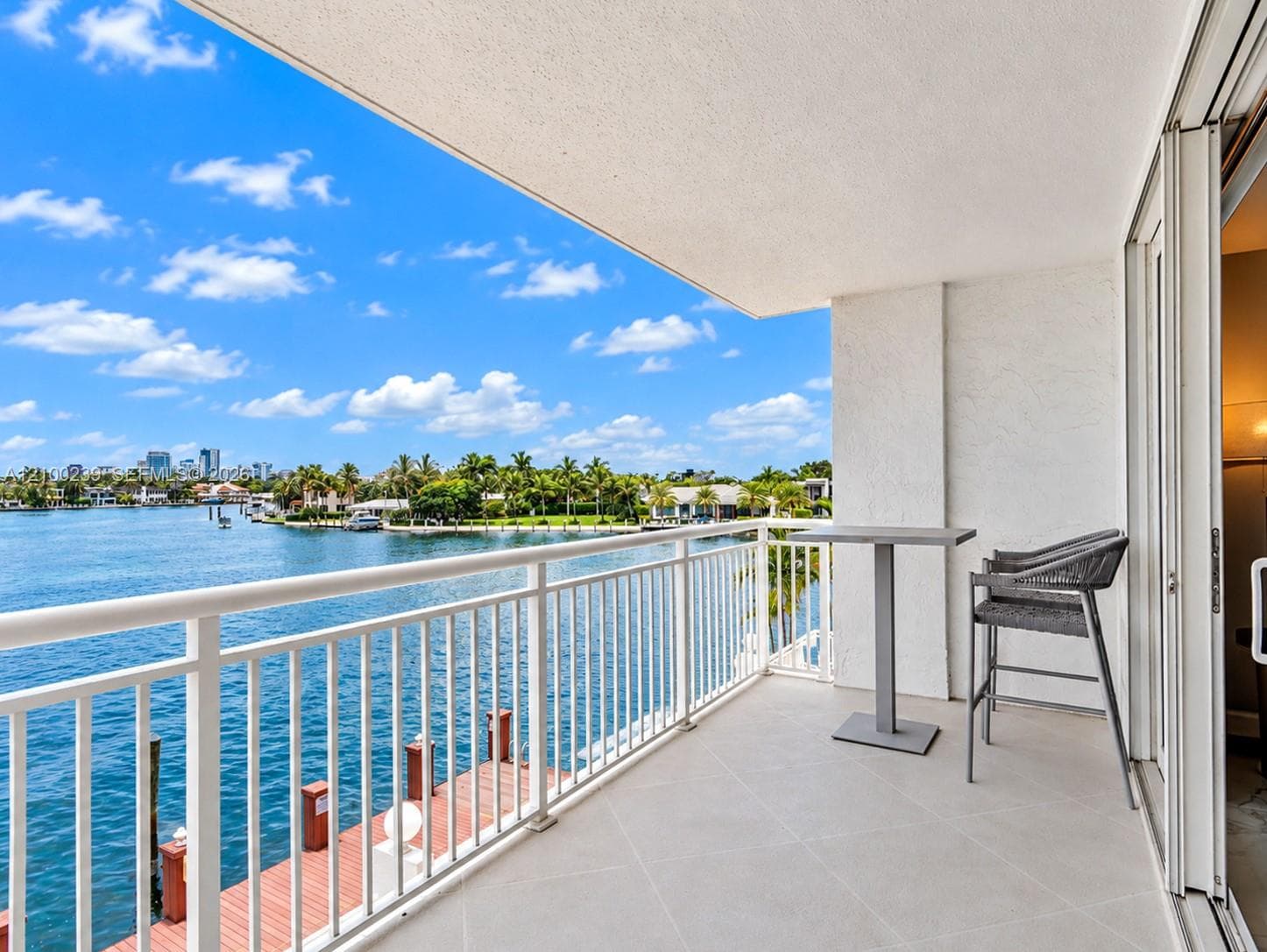 511 Bayshore Dr 310 photo 3