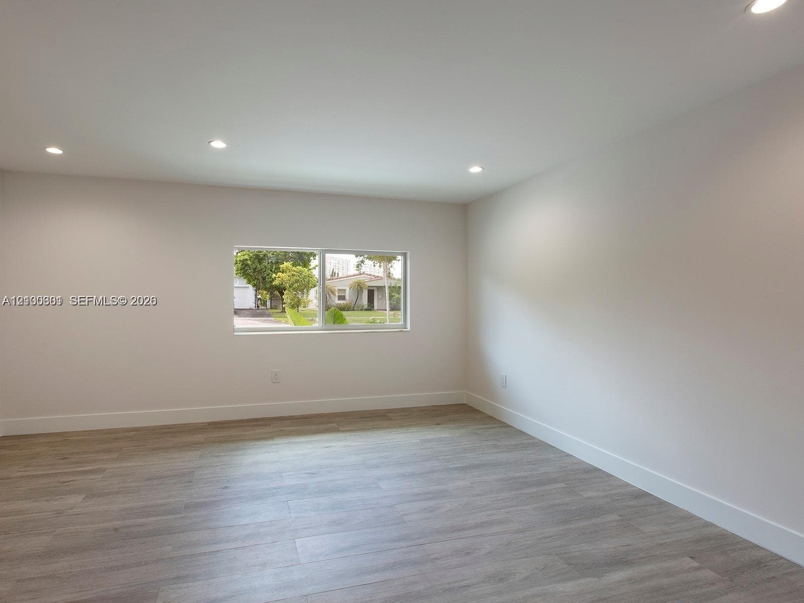 2025 Keystone Blvd photo 18