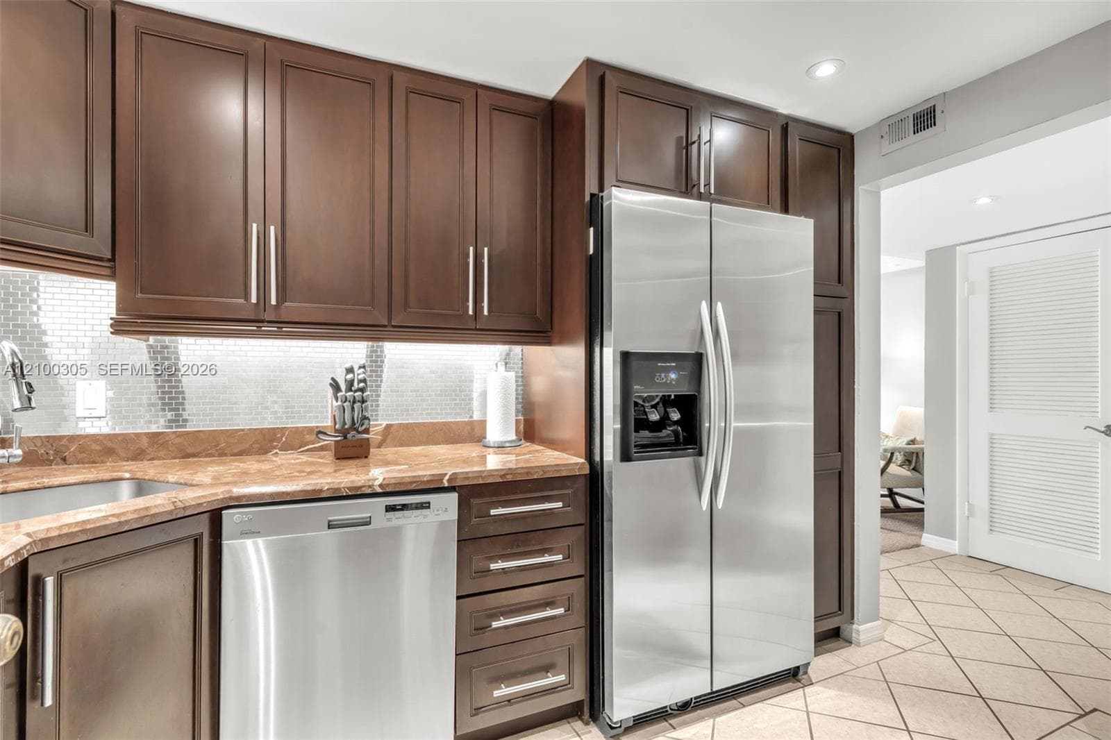 10000 W Bay Harbor Dr 401 photo 8