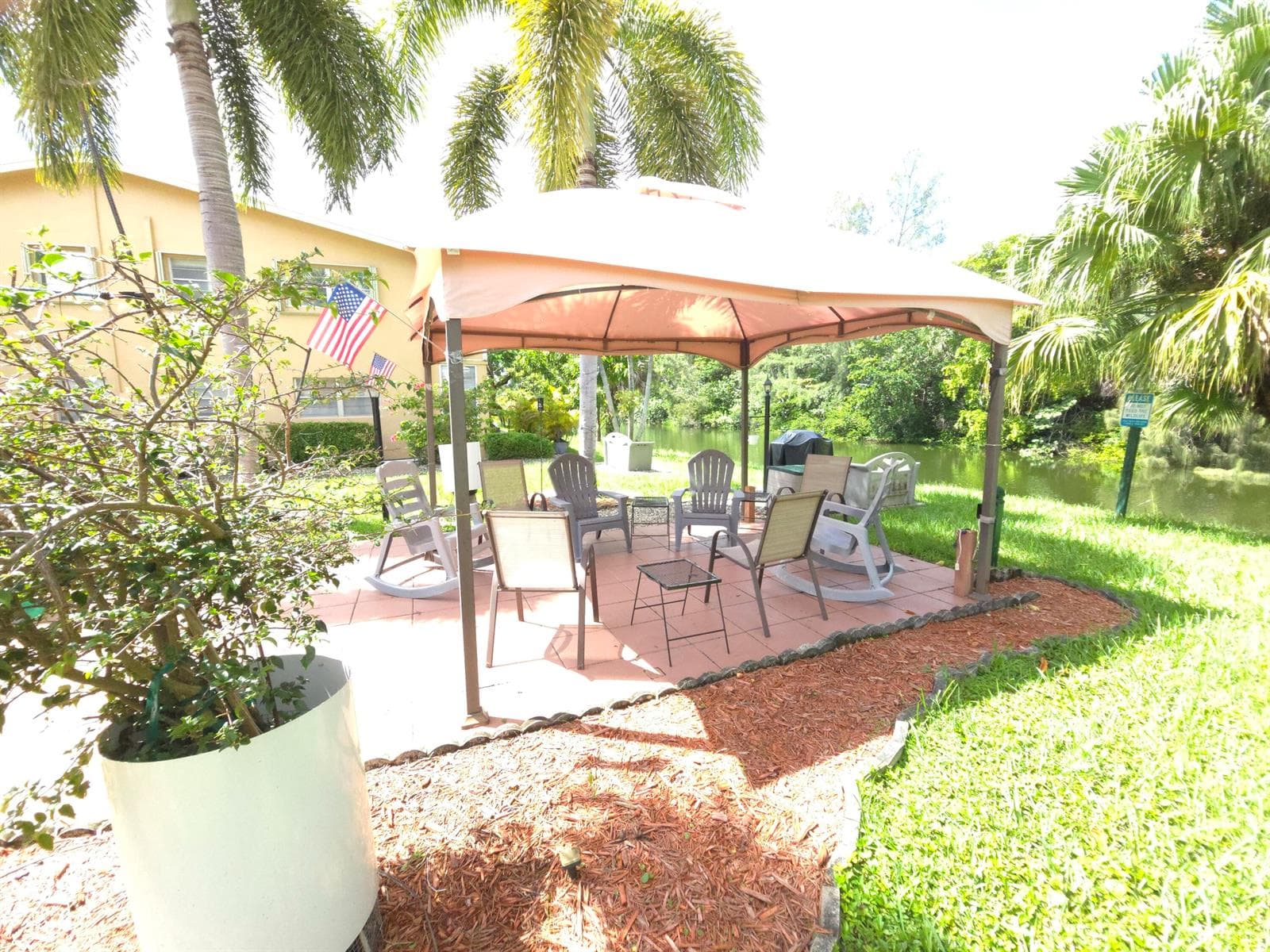 57 CAMDEN C photo 23