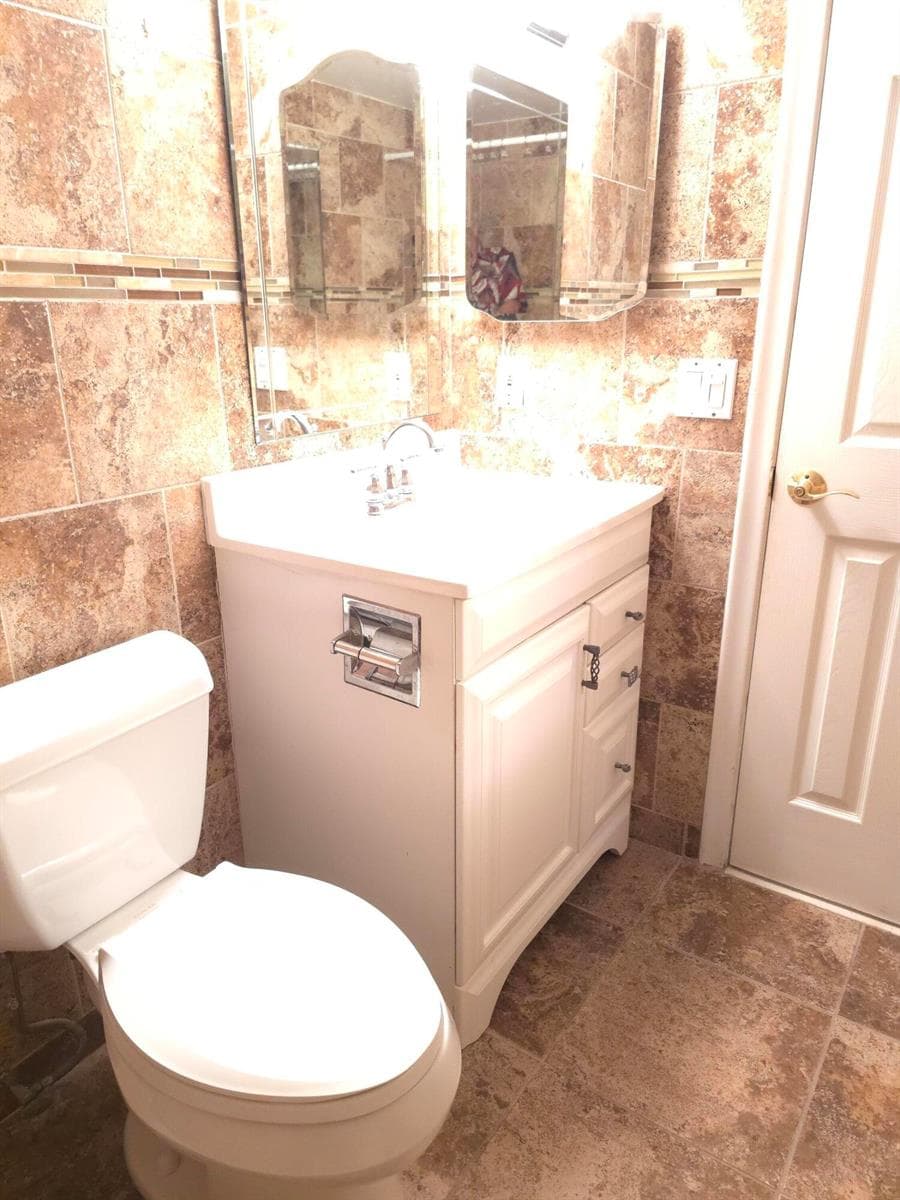 57 CAMDEN C photo 13