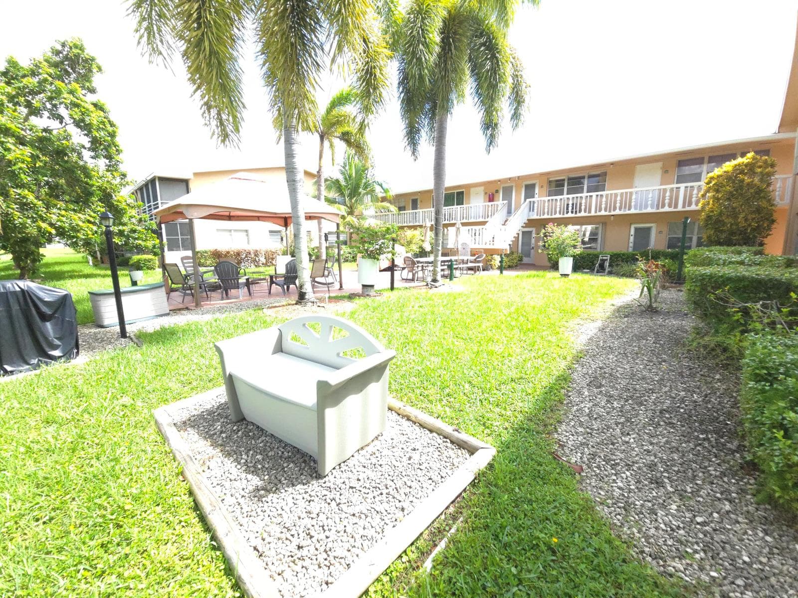 57 CAMDEN C photo 22
