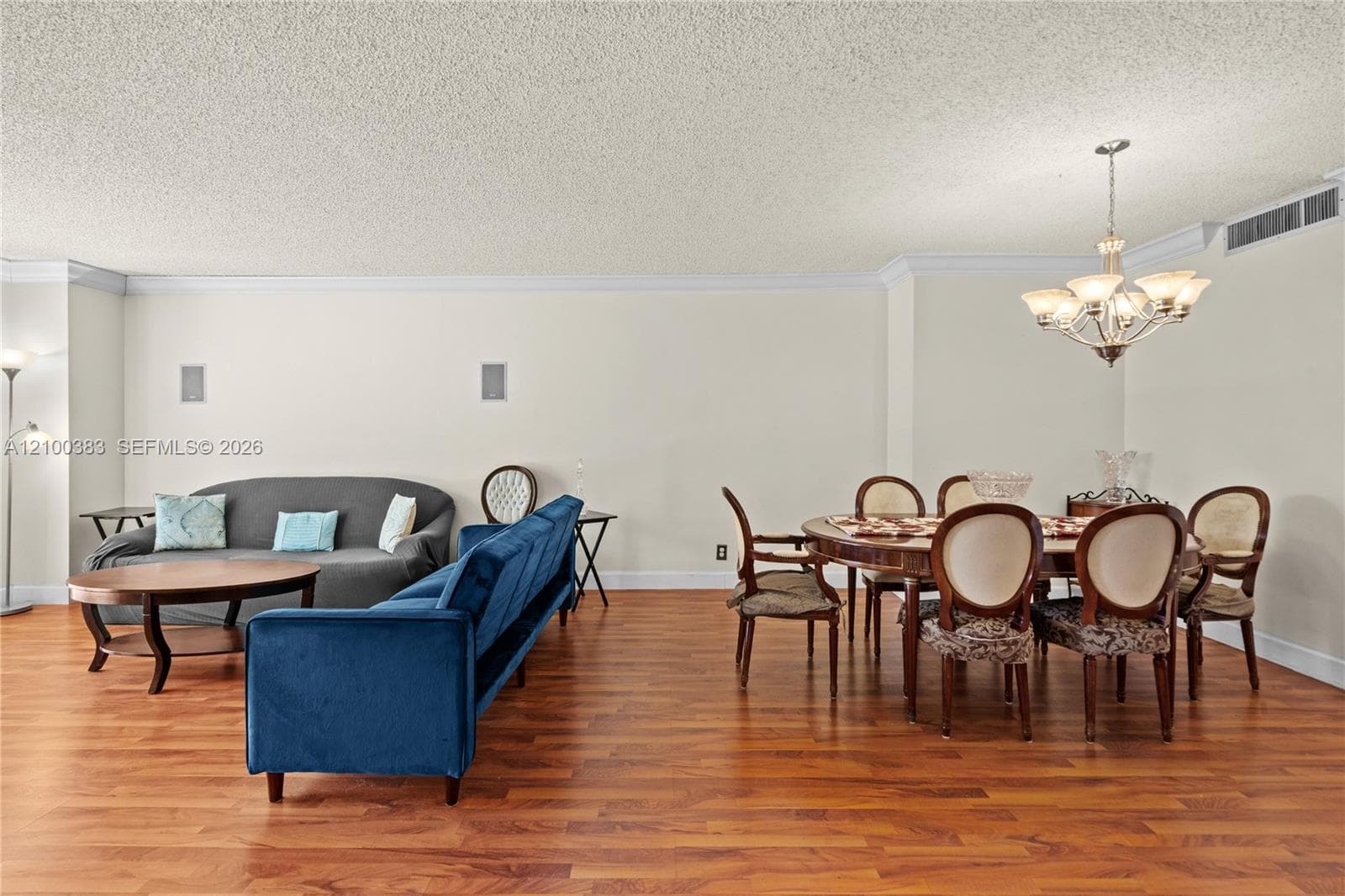 2500 PARKVIEW DR 517 photo 6