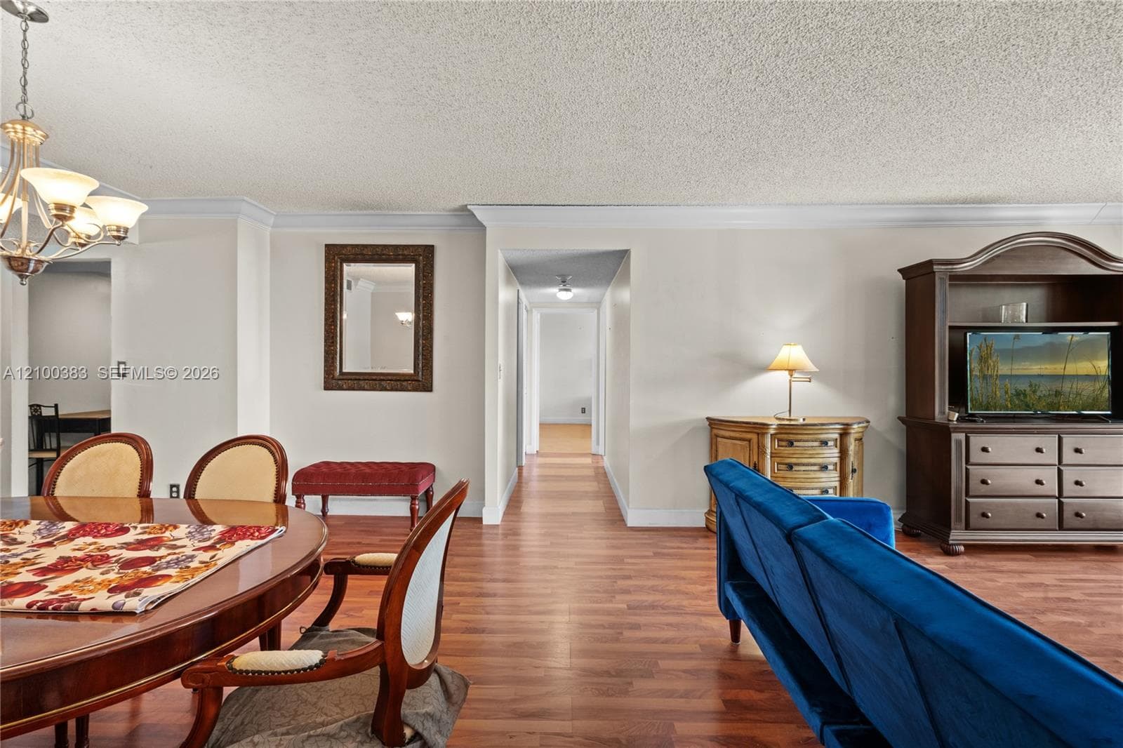2500 PARKVIEW DR 517 photo 8