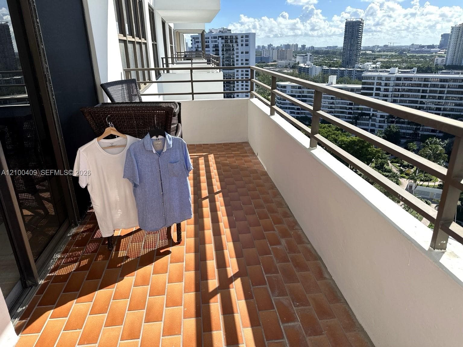 2500 Parkview Dr 2018 photo 14