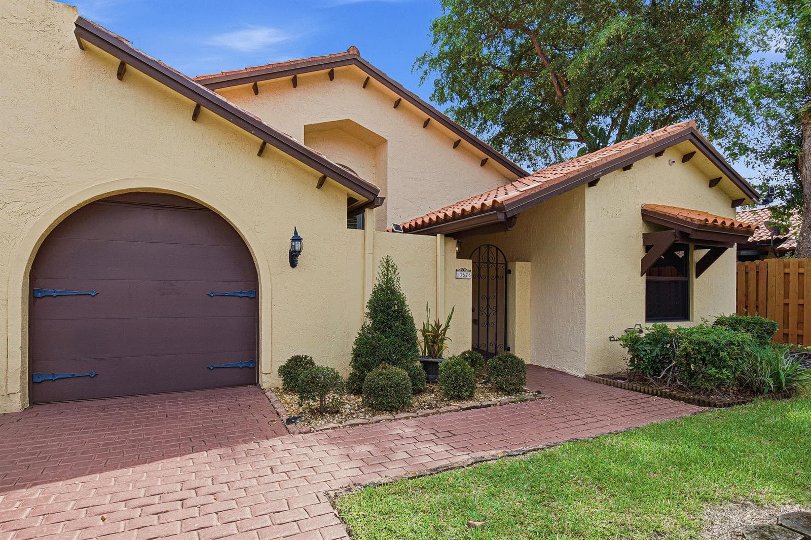 13676 Cortez Drive photo 6