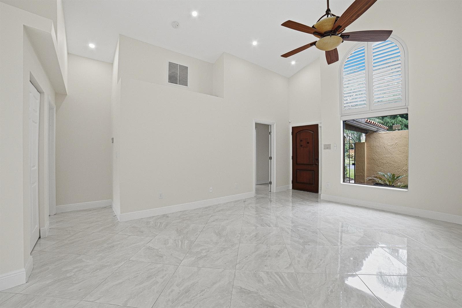 13676 Cortez Drive photo 7