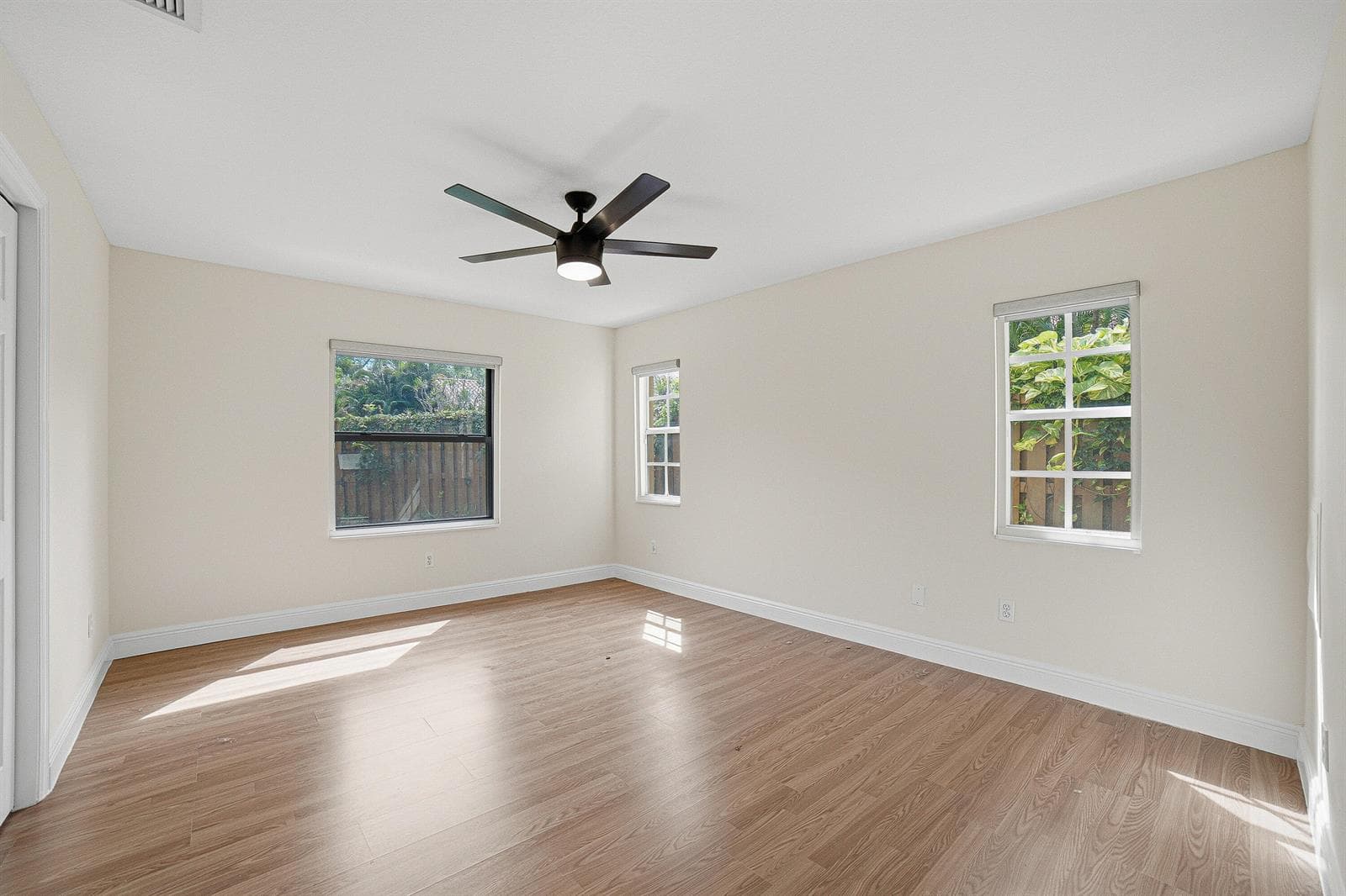 13676 Cortez Drive photo 9