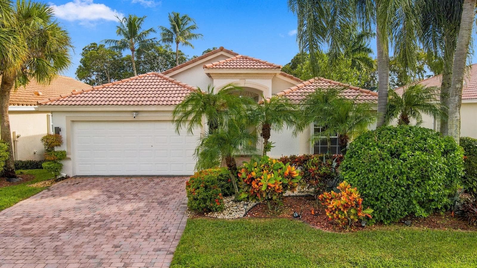 9576 Taormina Street photo 2