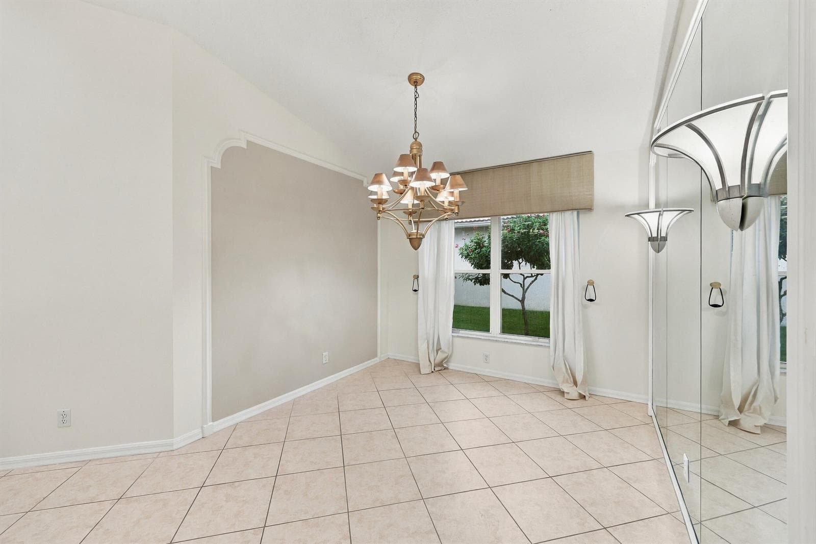 9576 Taormina Street photo 13