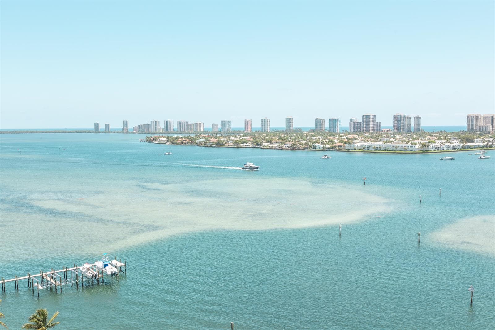 2650 Lake Shore Drive 805 photo 9